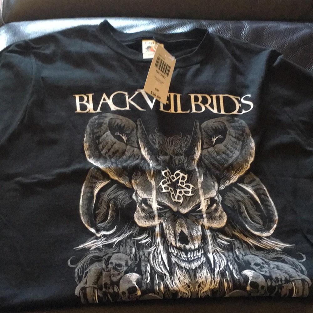Black veil brides T-shirt